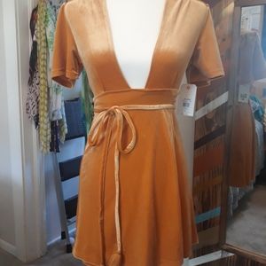 NWT Billabong Wrap dress